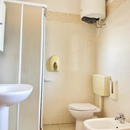 Apartamento Raffaello 305, 3 Posti, Terrazzo, Free Park, Ricarica Auto Elettrica *