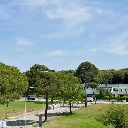 Apartamento Raffaello 305, 3 Posti, Terrazzo, Free Park, Ricarica Auto Elettrica *